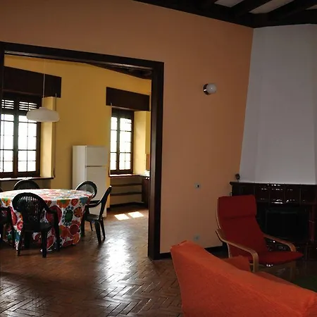 Alojamento de Acomodação e Pequeno-almoço Le Due Torrette Erba